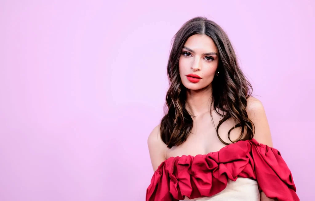 Emily Ratajkowski, Celebrities with Turner Syndrome