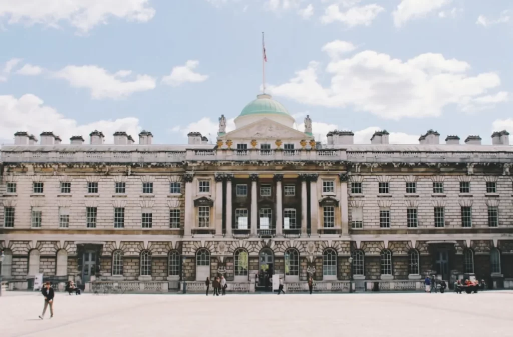 Government building in Inner-London.