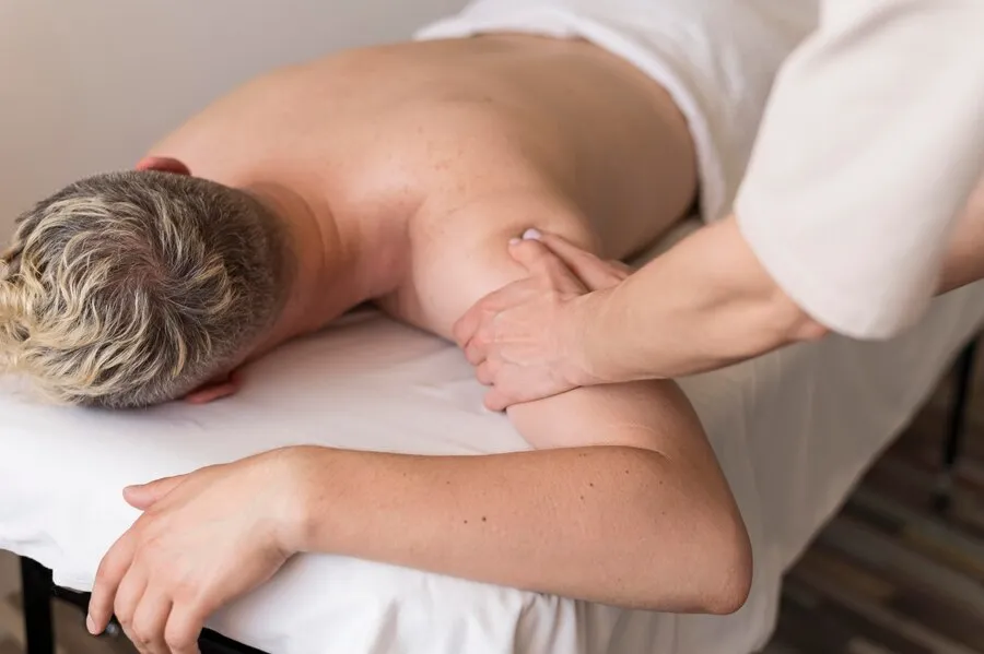 From Sore Muscles to Peak Performance: The Role of Deep Tissue Massage in Athletic Recovery
