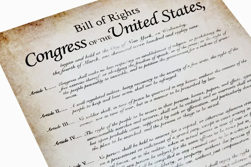 Text of the U.S. Bill of Rights, focusing on foundational rights.
